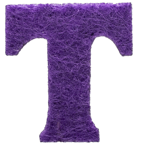 Αλφάβητο T είναι φτιαγμένο από τσόχα απομονωθεί σε λευκό φόντο. - Φωτογραφία, εικόνα