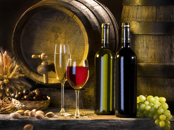 Still-life with wine and barrels - Photo, Image