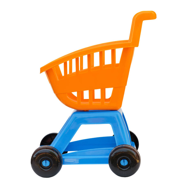 kinderwagen speelgoed supermarkt geïsoleerd op witte achtergrond - Foto, afbeelding