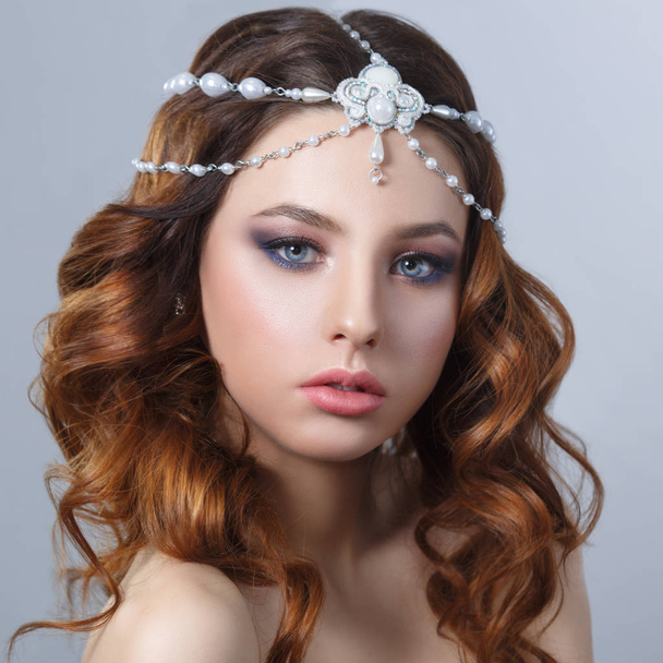 Portrait of bride with makeup and tiara  - Фото, зображення