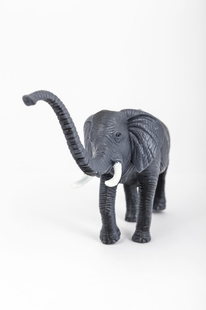 пластиковий іграшковий слон для тварин
 - Фото, зображення