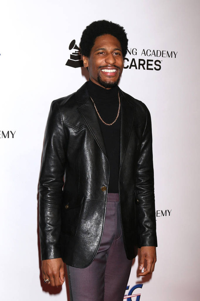 LOS ANGELES - FEB 8:  Jon Batiste at the MusiCares Person of the Year Gala at the LA Convention Center on February 8, 2019 in Los Angeles, CA - 写真・画像