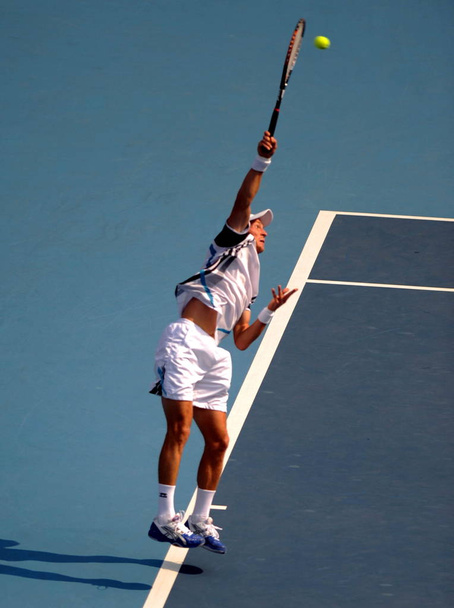 Nikolaj Davyděnko Ruska soutěží proti Marin lednovým Chorvatsko během čtvrtfinále Pánská dvouhra China Open 2009 v Pekingu, Čína, 9 října 2009 - Fotografie, Obrázek