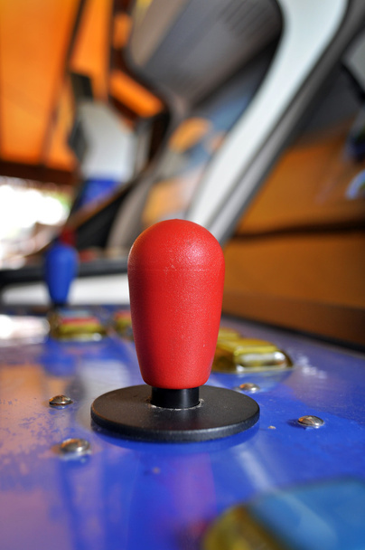Joystick de un videojuego arcade vintage
 - Foto, imagen