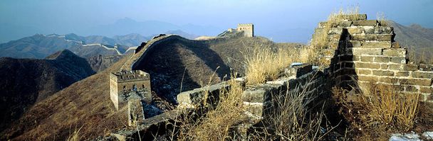 北京, 中国の万里の長城の風景. - 写真・画像