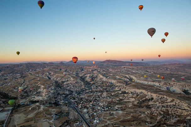 The great tourist attraction of Cappadocia - balloon flight. Cappadocia is known around the world - Valokuva, kuva