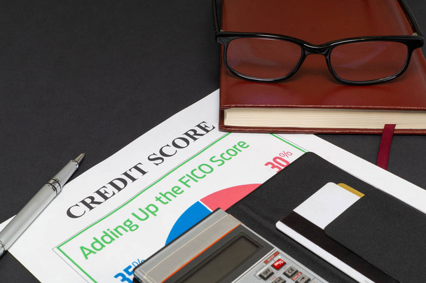Kredi puanı raporu hesap makinesi ile - Fotoğraf, Görsel