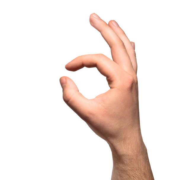 Bien signo de gesto de mano masculina
 - Foto, Imagen