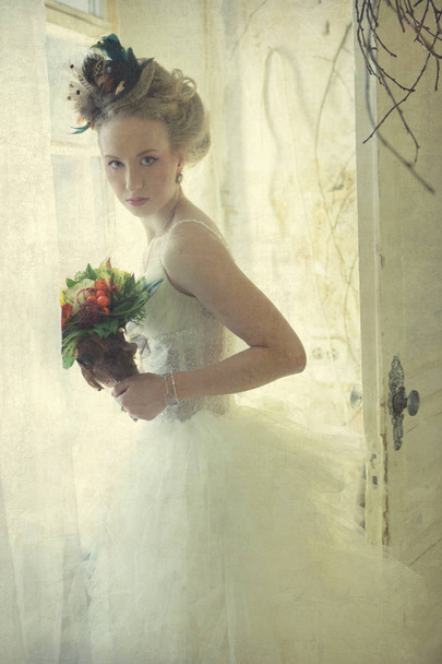 Romantic young bride in vintage interior - Photo, image