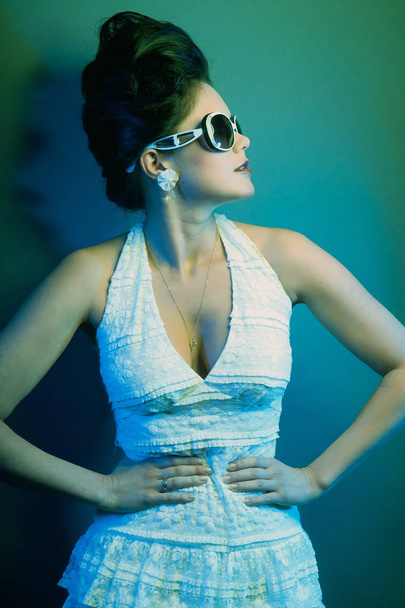fashion lady with sunglasses - Φωτογραφία, εικόνα
