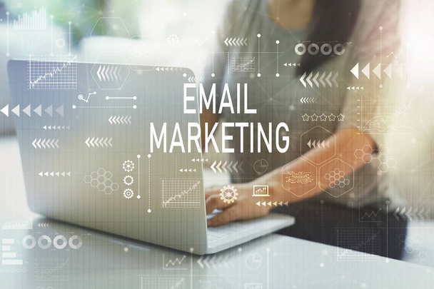 Email marketing with woman - 写真・画像