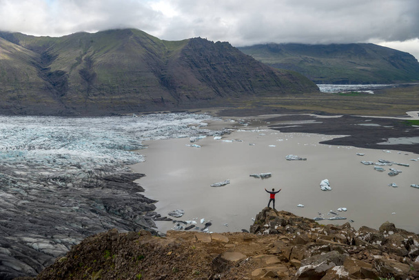  Svinafellsjokull jäätikkö, osa Vatnajokull jäätikkö. Skaftafelin kansallispuisto Islannissa - Valokuva, kuva