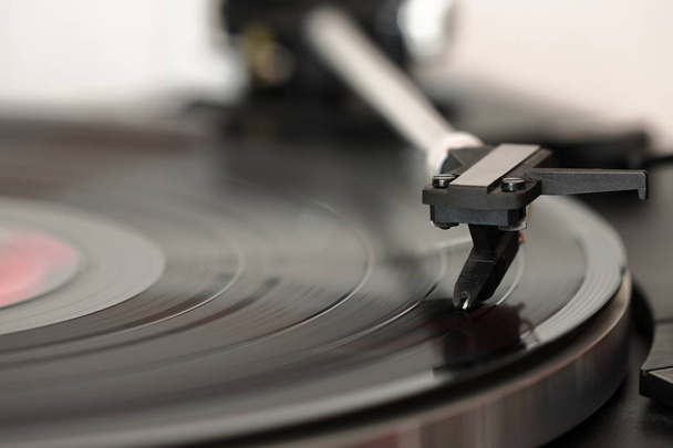 レコードや音楽のためのアナログレコードプレーヤー - 写真・画像