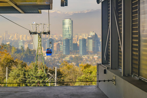 Aerial view of santiago de chile city from san cristobal hill point of view. - Foto, Imagem