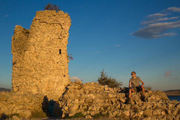 Stary średniowieczny fort Vecka kula wieża w Chorwacji - Zdjęcie, obraz