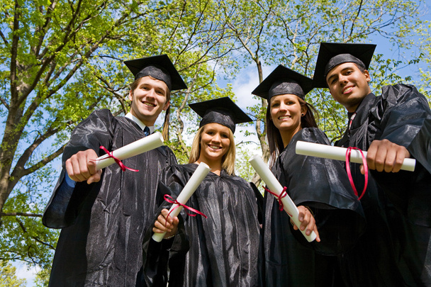 Graduation: Looking Up at Group of Graduates - Foto, immagini