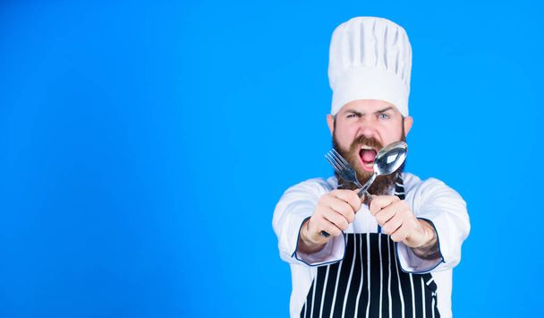 Best chef ever. Dieting and organic food, vitamin. Chef man in hat. Secret taste recipe. Bearded man cook in kitchen, culinary. Healthy food cooking. Vegetarian. Mature chef with beard. copy space - Foto, immagini