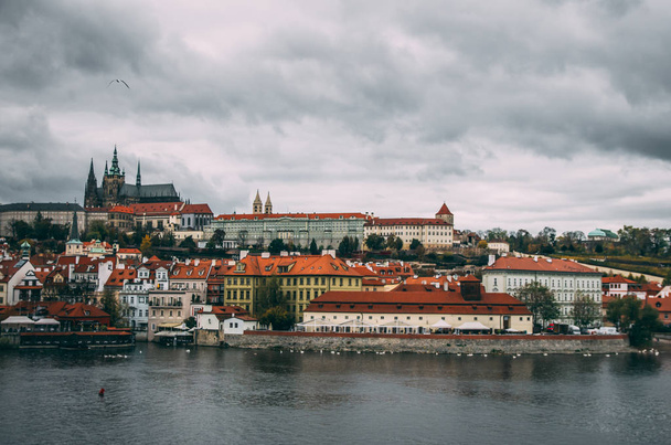 Старе місто Прага moody день - Фото, зображення