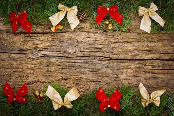 Uusi vuosi ja joulukoristeet puinen tausta
 - Valokuva, kuva