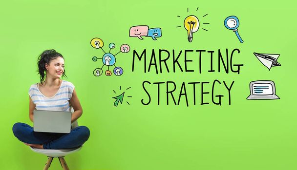 Marketing strategy with young woman - Zdjęcie, obraz