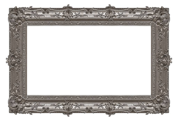Панорамная серебряная рамка для картин, зеркал или фотографий на белом фоне - Фото, изображение
