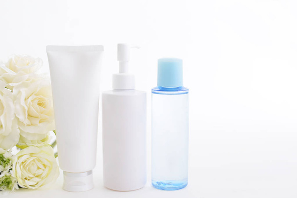 Skin care basic cosmetics - Foto, Bild