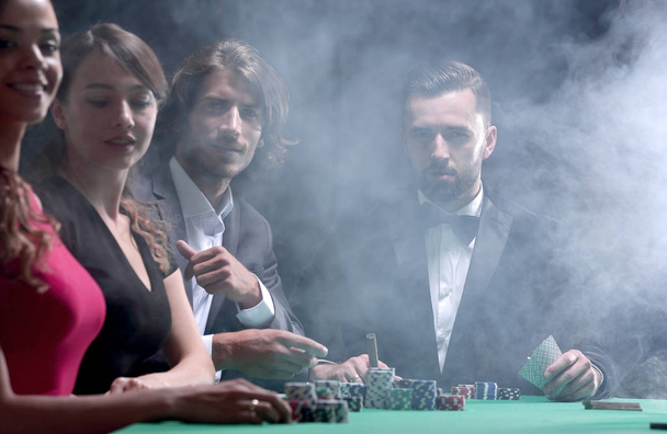 erkek ve kadın Casino craps oyunu de söz - Fotoğraf, Görsel
