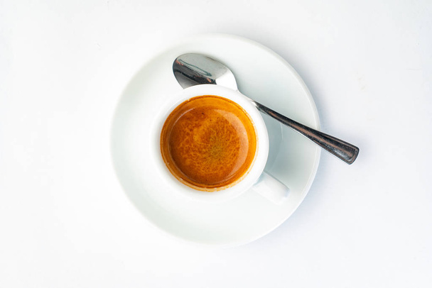 кофе эспрессо на белом фоне, вид сверху
 - Фото, изображение