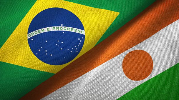 Brasil e Níger duas bandeiras dobradas juntas
 - Foto, Imagem