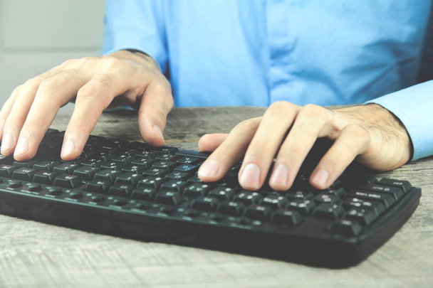 human hands on the keyboard - Foto, Imagem