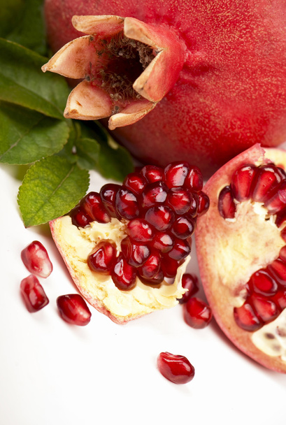 Fresh, juicy pomegranate - Photo, Image