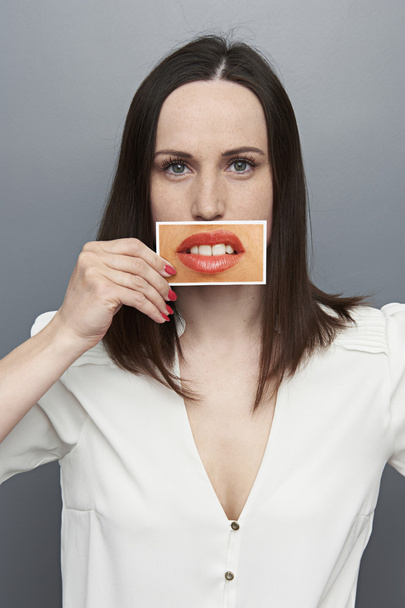 口の中のイメージを持つ女性 - 写真・画像