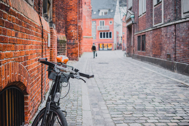 Bremen, Germany, January, 2019 - Bicycle parking on an empty street in Bremen - Zdjęcie, obraz