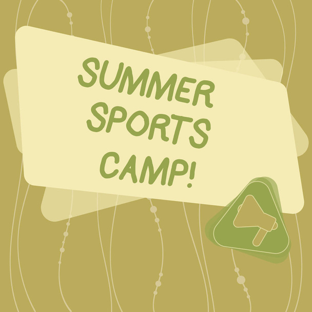 Megjegyzés: nyári sport tábor mutatja írás. Üzleti fénykép bemutató nyújtó létesítmények, alszik, eszik, és kézműves megafon belső háromszög és üres színes téglalap a bejelentés. - Fotó, kép