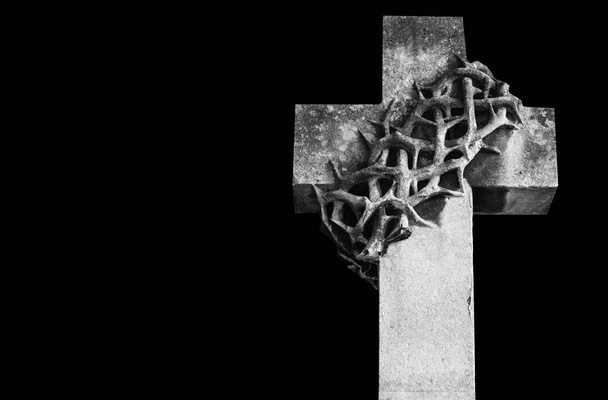 vieja cruz en el cementerio - Foto, Imagen