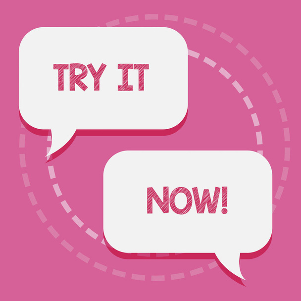 Текст для написания слов Try It Now. Бизнес-концепция для бесплатного тестирования чего-то нового
. - Фото, изображение