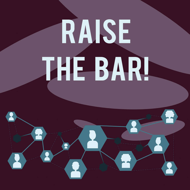 Написання нотатки про Raise The Bar. Бізнес-фото показ Встановити вищі стандарти виклики для досягнення досконалості
. - Фото, зображення