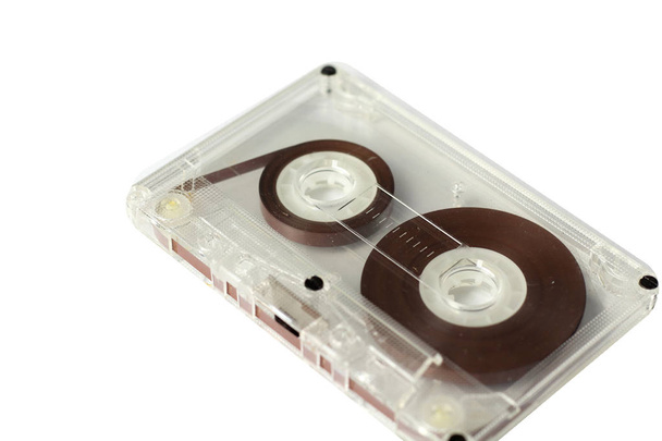 Audio-Retro-Vintagekassette isoliert auf weißem 80er-Jahre-Stil - Foto, Bild