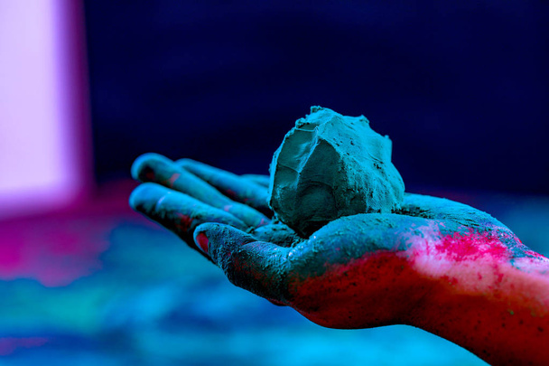 Color in hand , Indian Festival Holi - Foto, imagen
