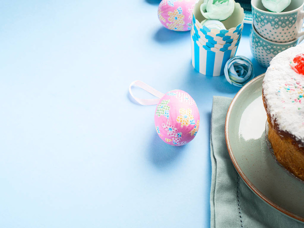 Velikonoční koncept pozadí s dort a vejci - Fotografie, Obrázek