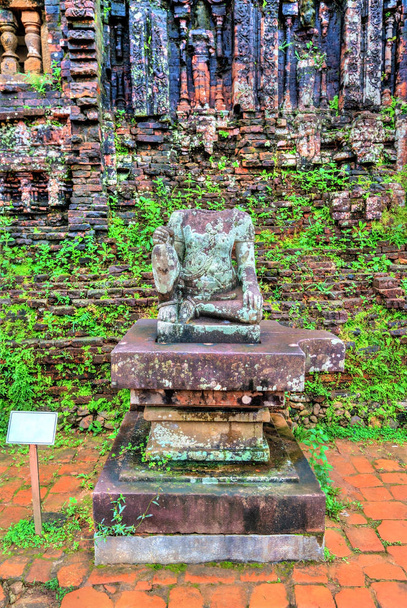 Ancient hindu statue at My Son in Vietnam - Photo, Image