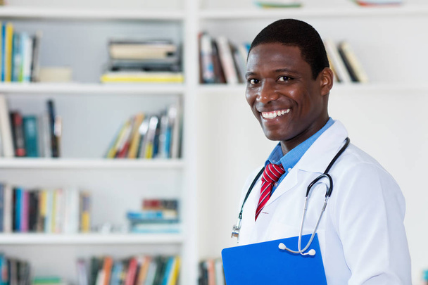 Handsome african american male doctor - Foto, immagini