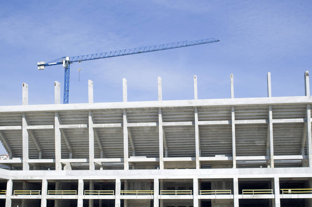 Construção de uma arquibancada do novo estádio na Bulgária
 - Foto, Imagem