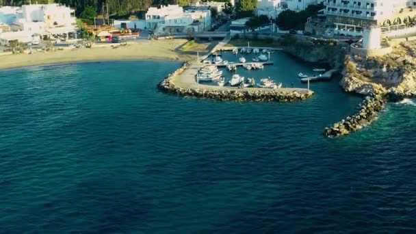 Légi kilátás Paros szigetére - Felvétel, videó