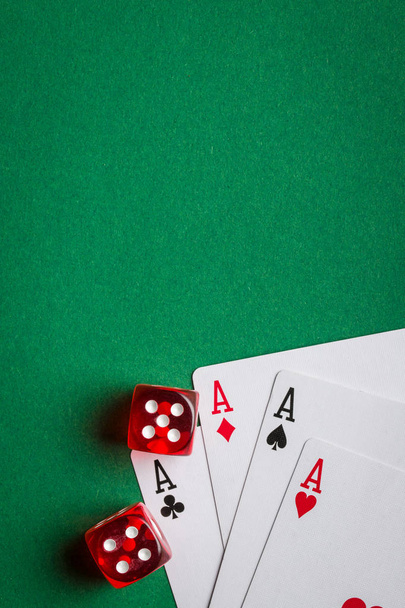 Poker cards and dice. - Foto, Bild