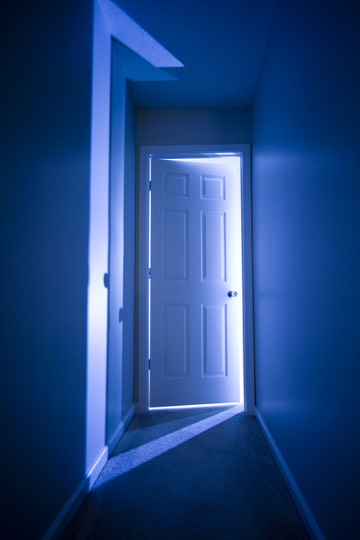 πόρτα στο φως - Φωτογραφία, εικόνα