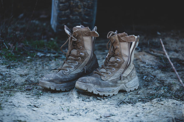 Old brown military boots - Foto, Imagem
