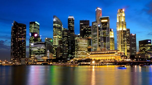 Singapore Marina Bay Business District di notte
 - Foto, immagini