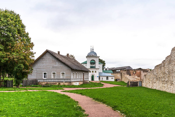 The Izborsk fortress. The ruins of the oldest stone fortress in Russia. Izborsk, Pskov region, Russia - Fotoğraf, Görsel