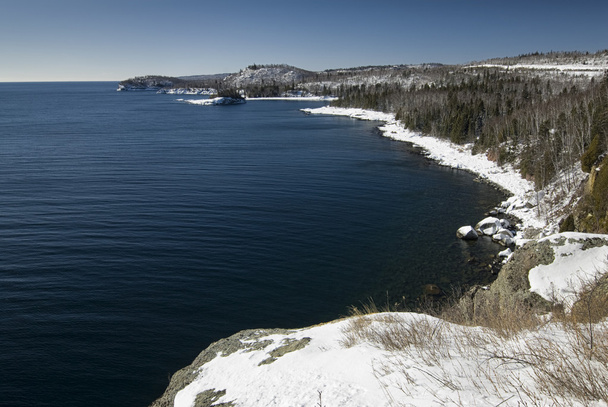 Lake Superior shore with snow at Split rock lighthouse State Park, Minnesota - Photo, image